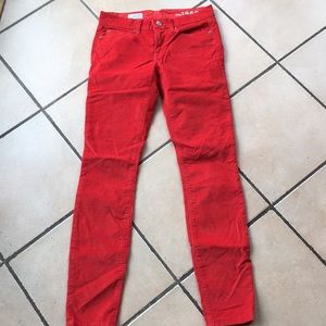 NWOT Gap corduroy skinny jeans